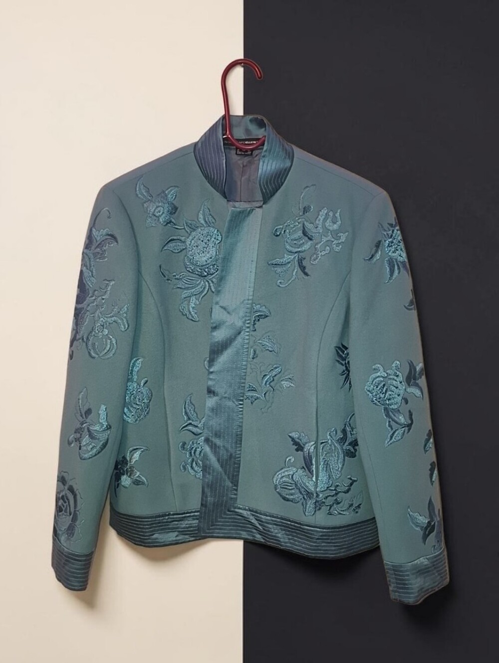 Linda Allard Ellen Tracy Teal Embroidered Mandarin-Collar Jacket